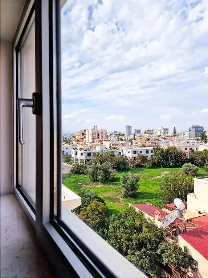 Sveltos Residence Suites Larnaca 0*,