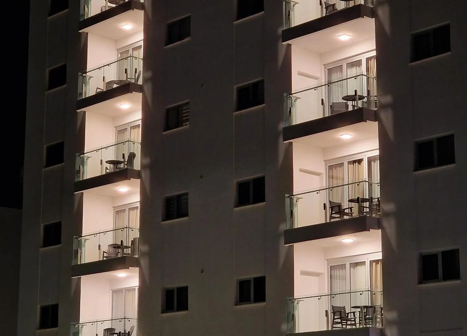 Aparthotel Sveltos Residence Suites Larnaca Cyprus