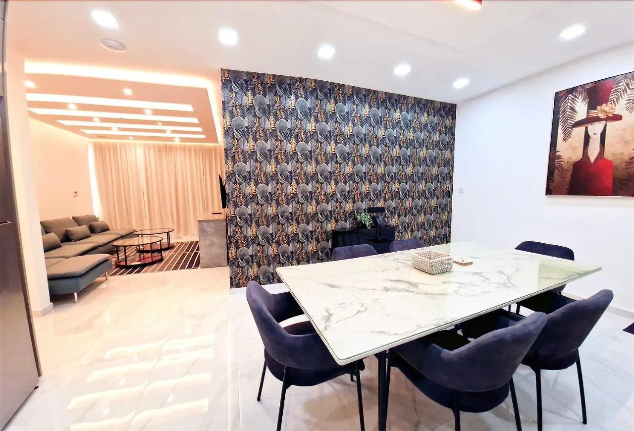 Sveltos Residence Suites Larnaca 0*,
