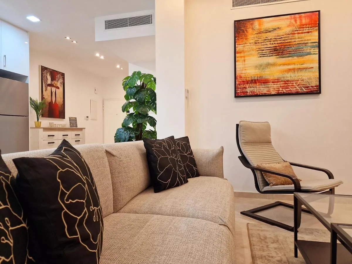 Sveltos Residence Suites Larnaca Aparthotel