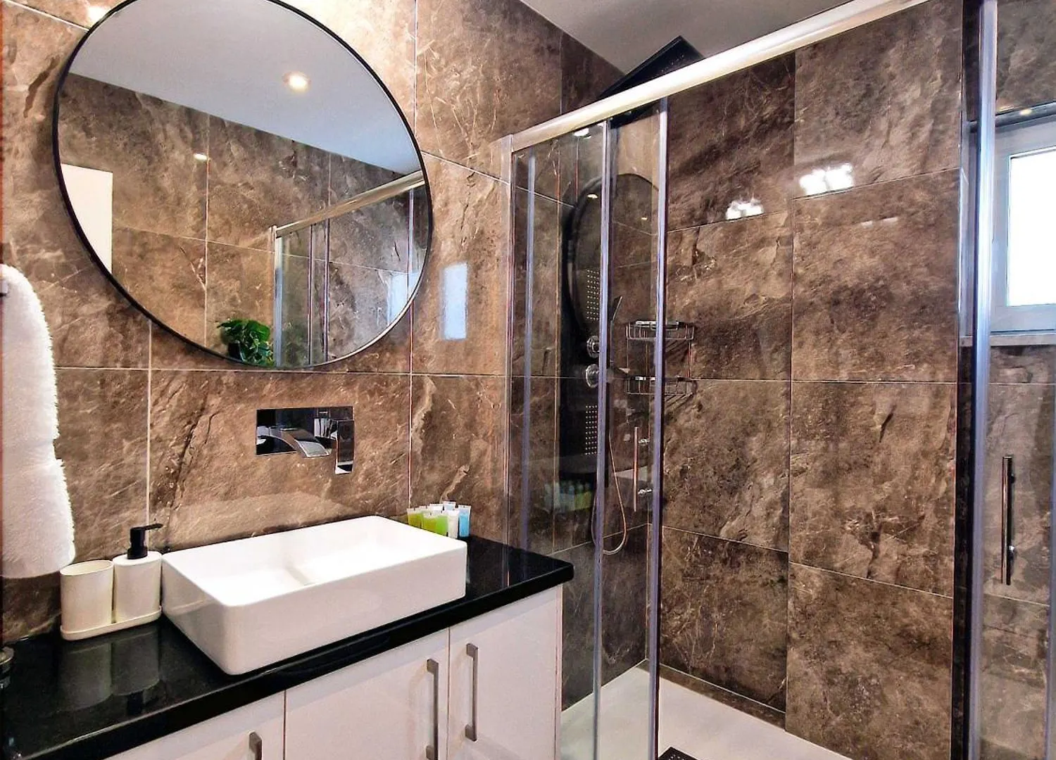 Sveltos Residence Suites Larnaca